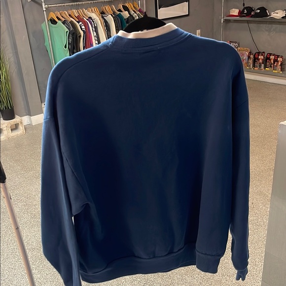 Morning Sun Blue Sweatshirt with Bird Design - Picture 3 of 3